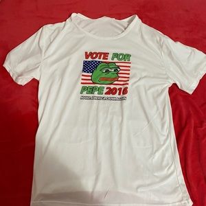 Vintage Pepe the frog shirt